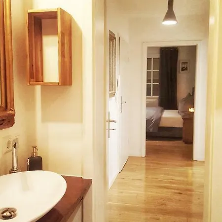 Nath Schnoor Apartment