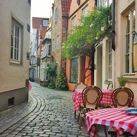 Nath Schnoor Apartment *